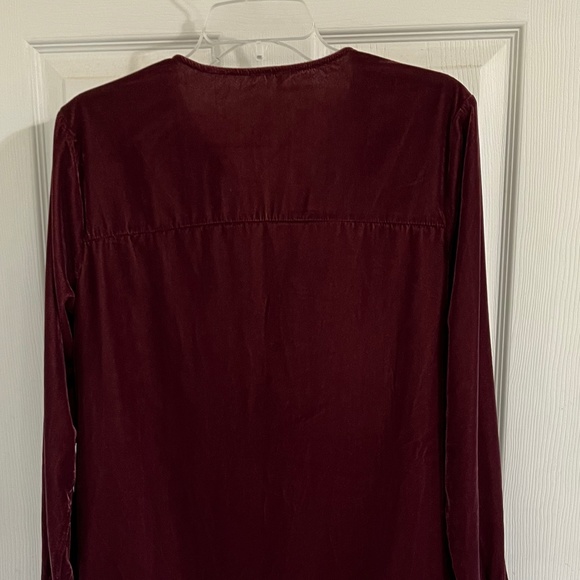 ANTHROPOLOGIE VELVET TUNIC WINE W/FLORAL EMBROIDERY SIZE SP - Picture 7 of 16